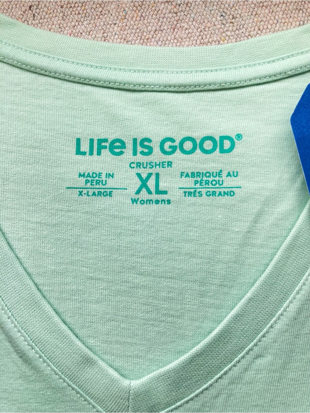 Life Is Good Mint Green V-Neck Tee with Yellow Dog Print NWT - Picture 3 of 12